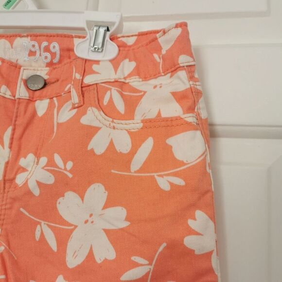 2/$30 Gap girls Bermuda shorts size 10 - Picture 2 of 6